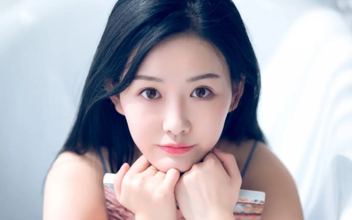 舟山哈尔滨私人伴游燕子